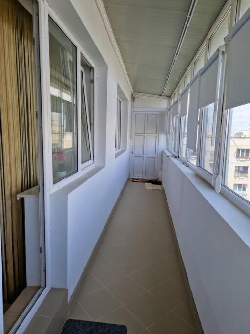 Charming Apartment With Private Terrace Βουκουρέστι Εξωτερικό φωτογραφία