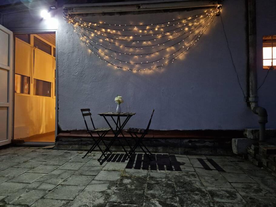 Charming Apartment With Private Terrace Βουκουρέστι Εξωτερικό φωτογραφία