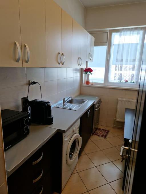 Charming Apartment With Private Terrace Βουκουρέστι Εξωτερικό φωτογραφία