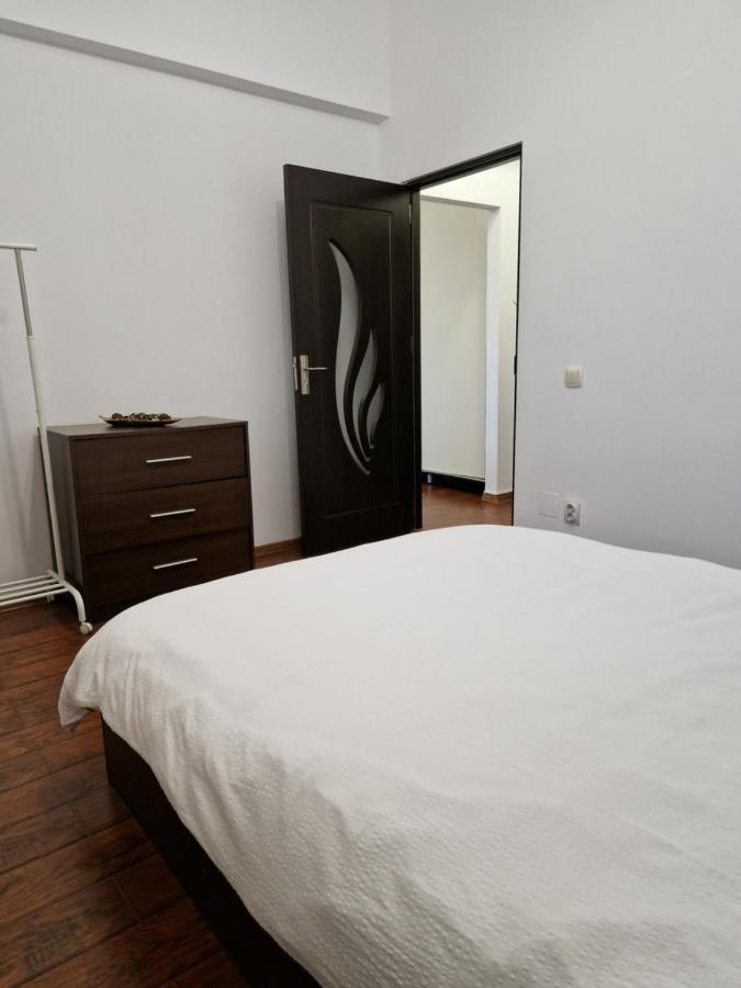Charming Apartment With Private Terrace Βουκουρέστι Εξωτερικό φωτογραφία
