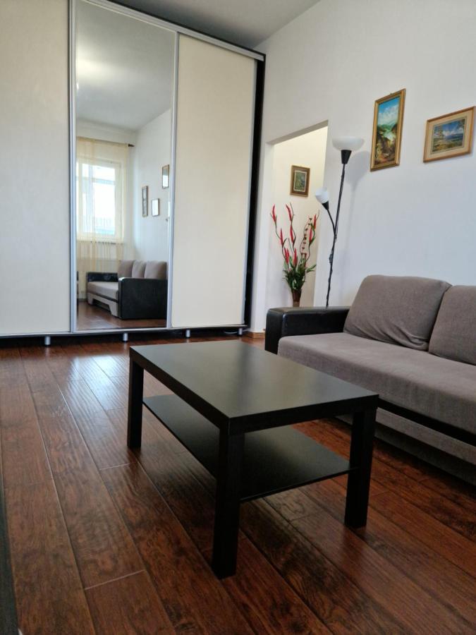 Charming Apartment With Private Terrace Βουκουρέστι Εξωτερικό φωτογραφία