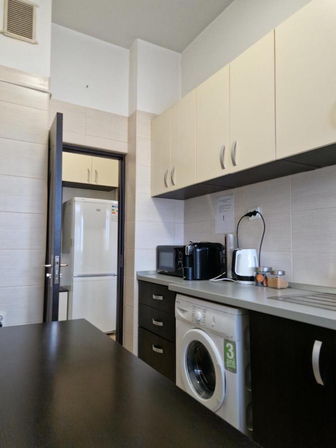 Charming Apartment With Private Terrace Βουκουρέστι Εξωτερικό φωτογραφία